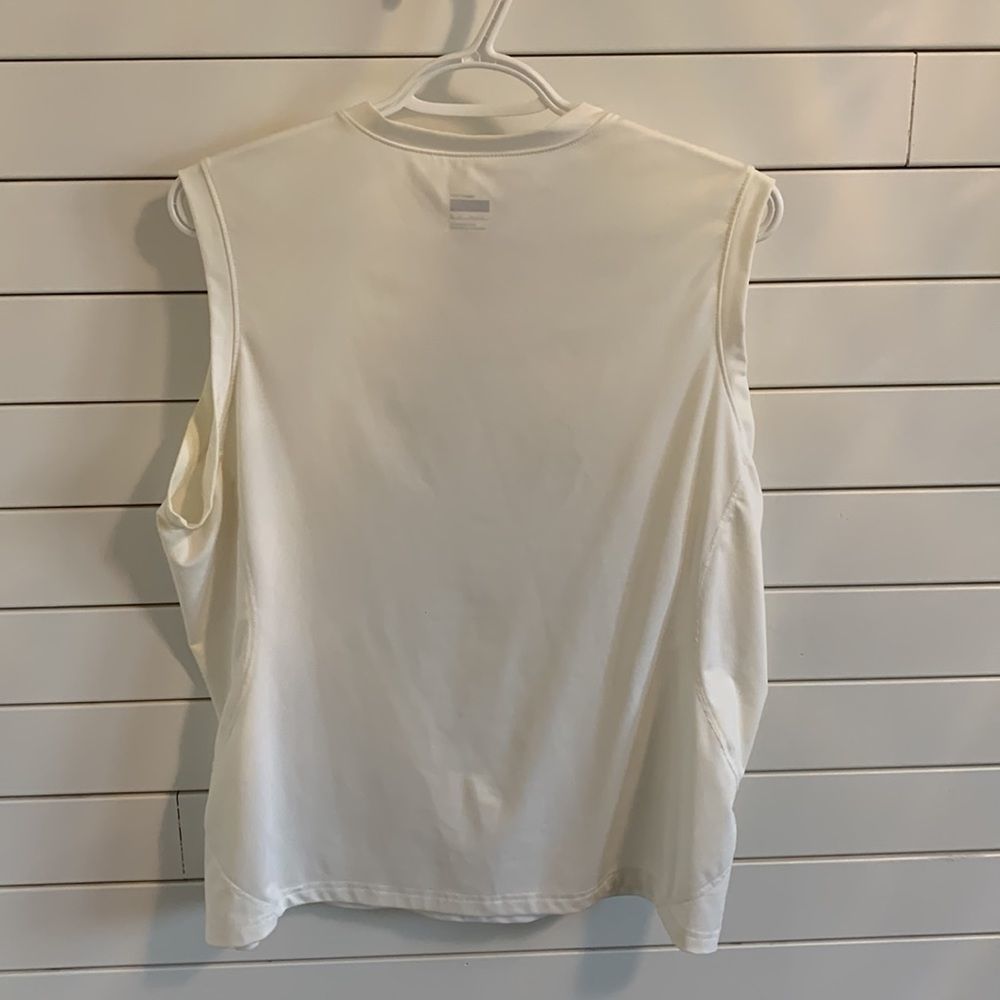 Nike Tank - Picture 2 of 3